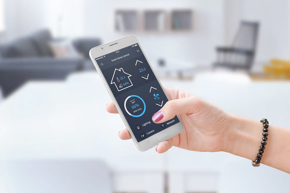 smart thermostat app on smartphone