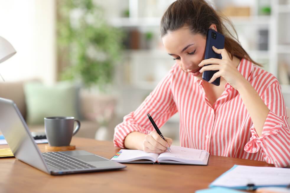 woman calling to make appointment